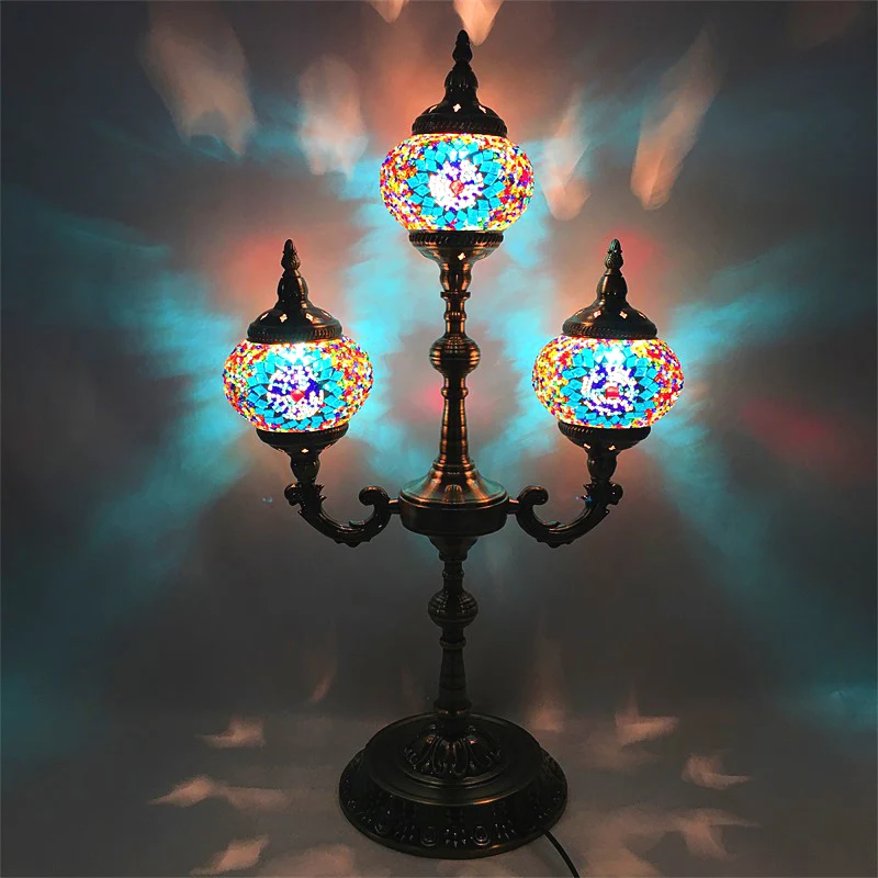 3-lichts drietand-nachtlampje Traditioneel beige/oranje/blauw veelkleurig glas--lood voor nachtkastje Clearhalo