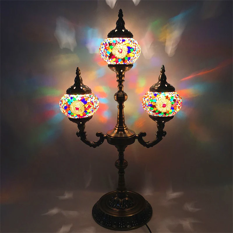 3-lichts drietand-nachtlampje Traditioneel beige/oranje/blauw veelkleurig glas--lood voor nachtkastje Clearhalo
