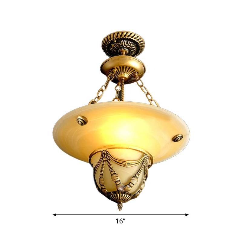 3-lichts witte glazen kroonluchter traditionele messing omgekeerde hoedvormige woonkamer hanglamp, 12"/16"/19,5" W Clearhalo