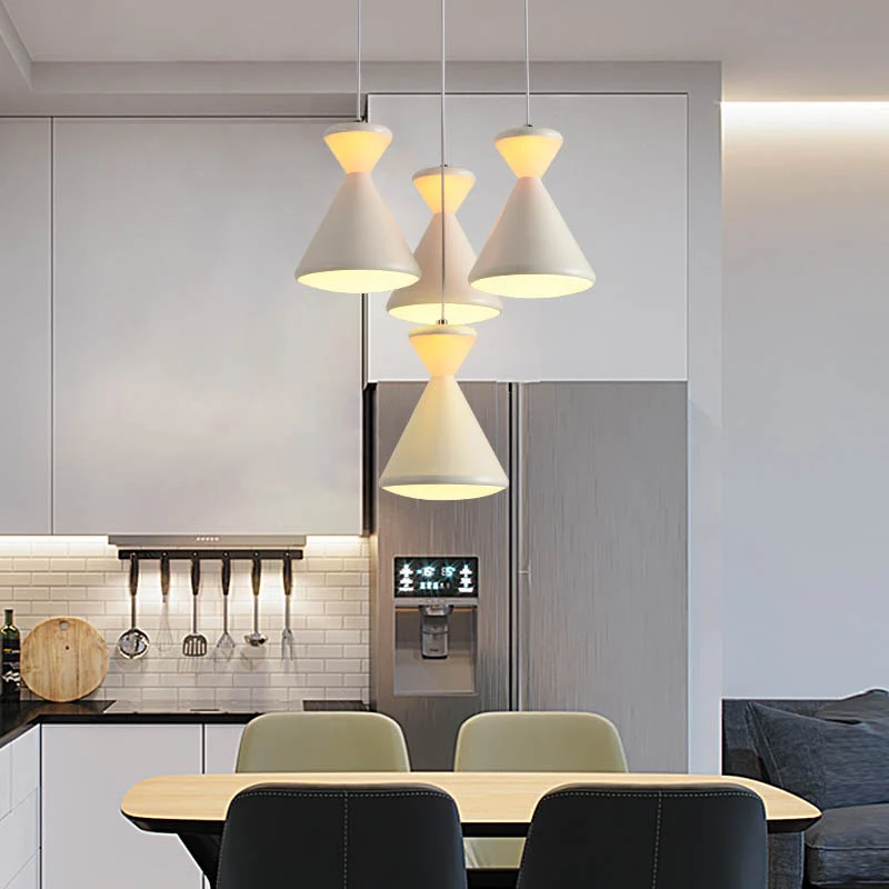 4-hoofds eetkamer cluster hanglamp modernistische witte LED-hanglamp met zandloper acryl kap Clearhalo