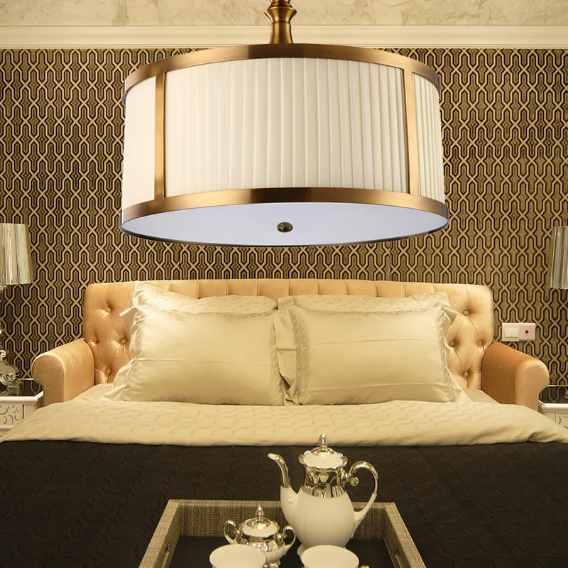 5-lichts drum semi-inbouwverlichting Traditionele witte stoffen plafondmontage voor woonkamer Clearhalo