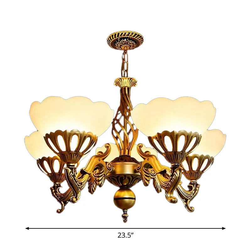 5-lichts kroonluchter Traditionele zitkamerhanglamp met geschulpte crèmekleurige glazen kap goud Clearhalo
