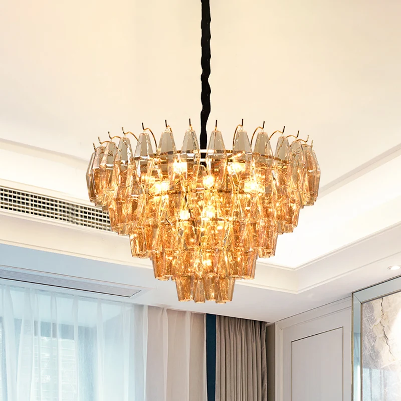 7-lichts kroonluchter traditionele woonkamer hanglamp met conische amberkleurige glazen kap Clearhalo