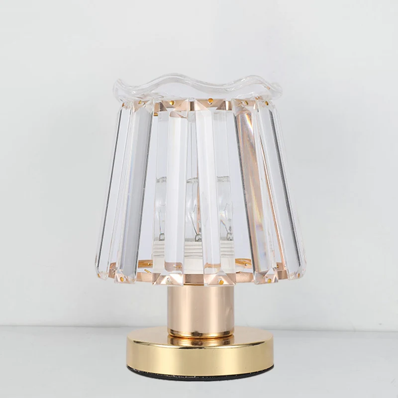 Afgeschuinde kristallen prisma's taps toelopende bureaulamp Minimalistische 1-lichts leeslamp goud Clearhalo