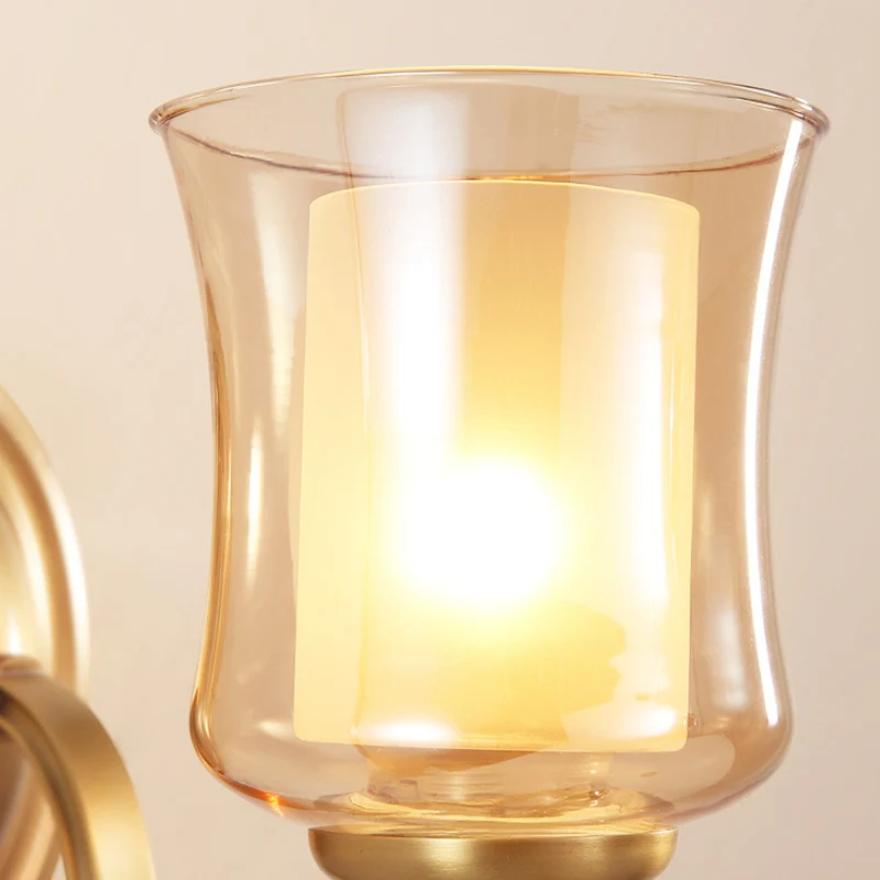 Amberkleurige glazen bel wandgemonteerde lamp Vintage 1/2-lamp foyer messing afwerking schansverlichting met binnencilinde...