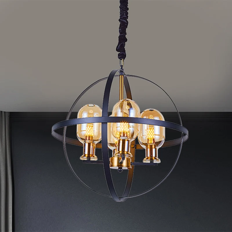 Amberkleurige glazen ellips hangende kroonluchter, eigentijdse 4/6-lichts zwart-gouden hanglamp met bolframe-ontwerp Clear...