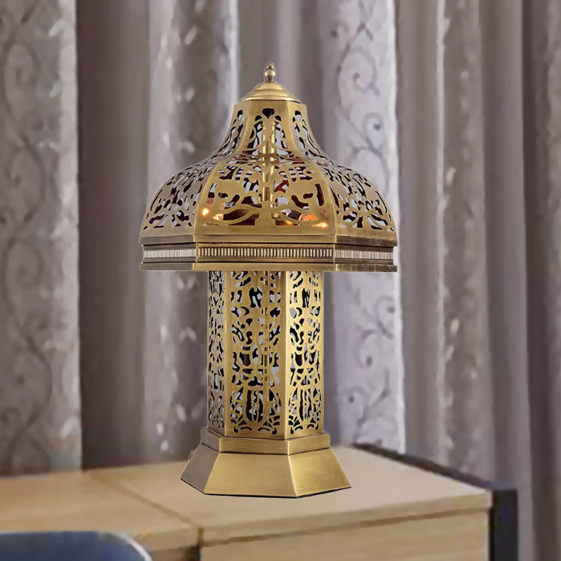 Art Deco Mushroom Task Light 3-lampen metalen nachttafellamp messing voor slaapkamer Clearhalo