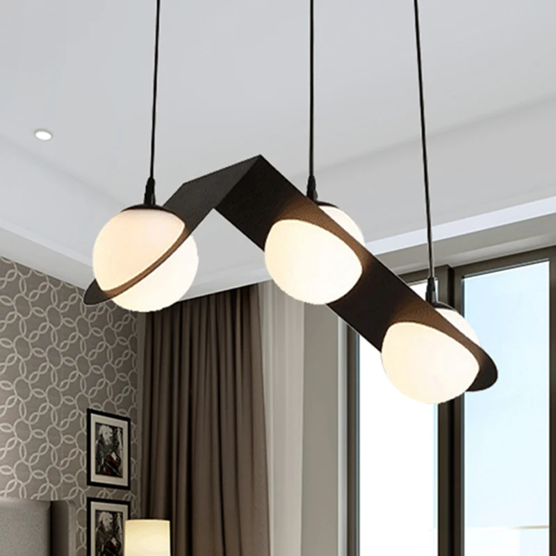 Ball witte glazen clusterhanger met recht/gebogen design modernistische 2/3 lichts zwarte led-hanglamp Clearhalo