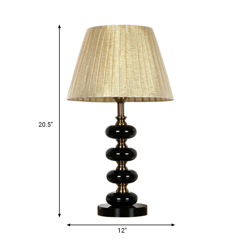 Beige nachtkastje met enkele lamp, landelijke stoffen conische nachtkastjelamp met kristallen accent Clearhalo