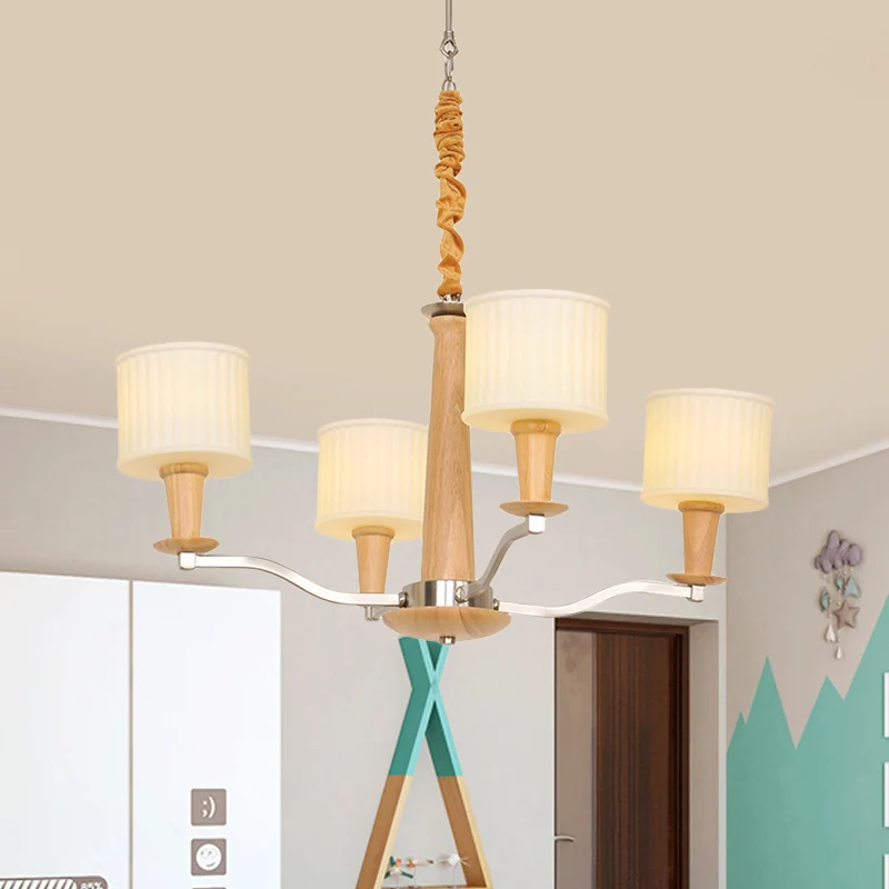 Beige radiaal plafondkroonluchter modernistisch 4-koppig houten hangend lichtarmatuur met trommelcrème glazen kap Clearhalo