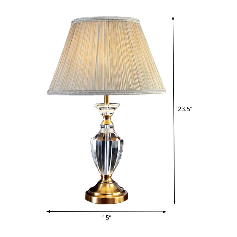 Beige Urn-bureaulamp Moderne 1-kops afgeschuinde kristallen tafellamp met kegelvormige stoffen kap Clearhalo