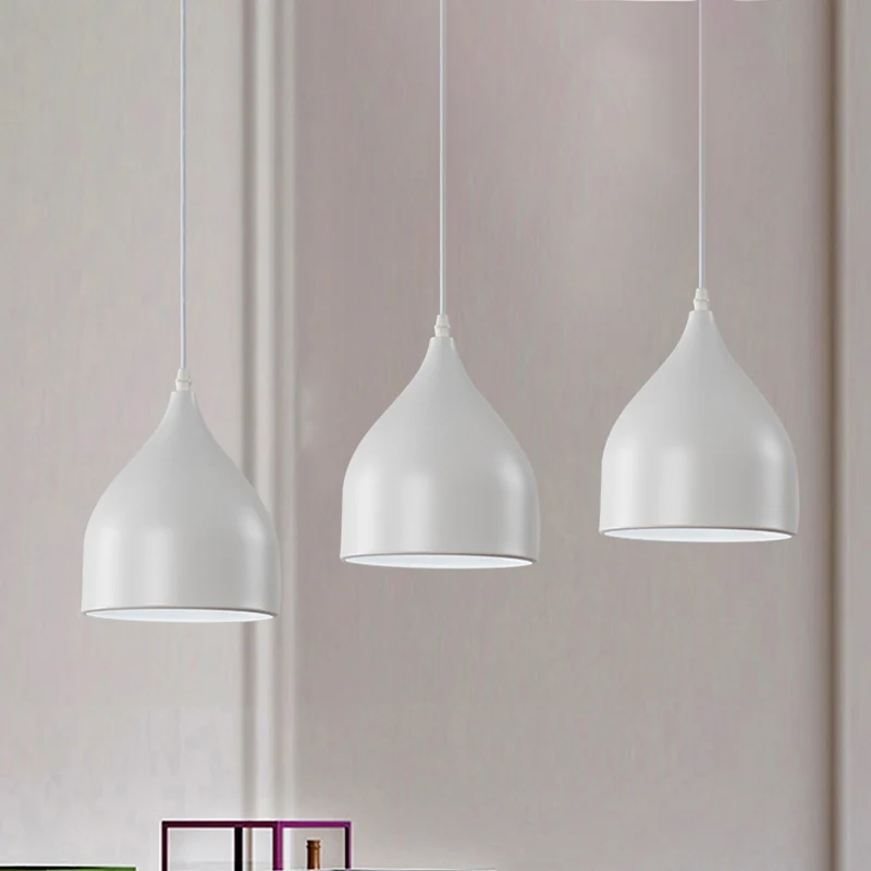 Bell Multi Light hanglamp moderne stijl metaal 3-lichts zwart/wit hangende plafondlamp met ronde/lineaire luifel Clearhalo
