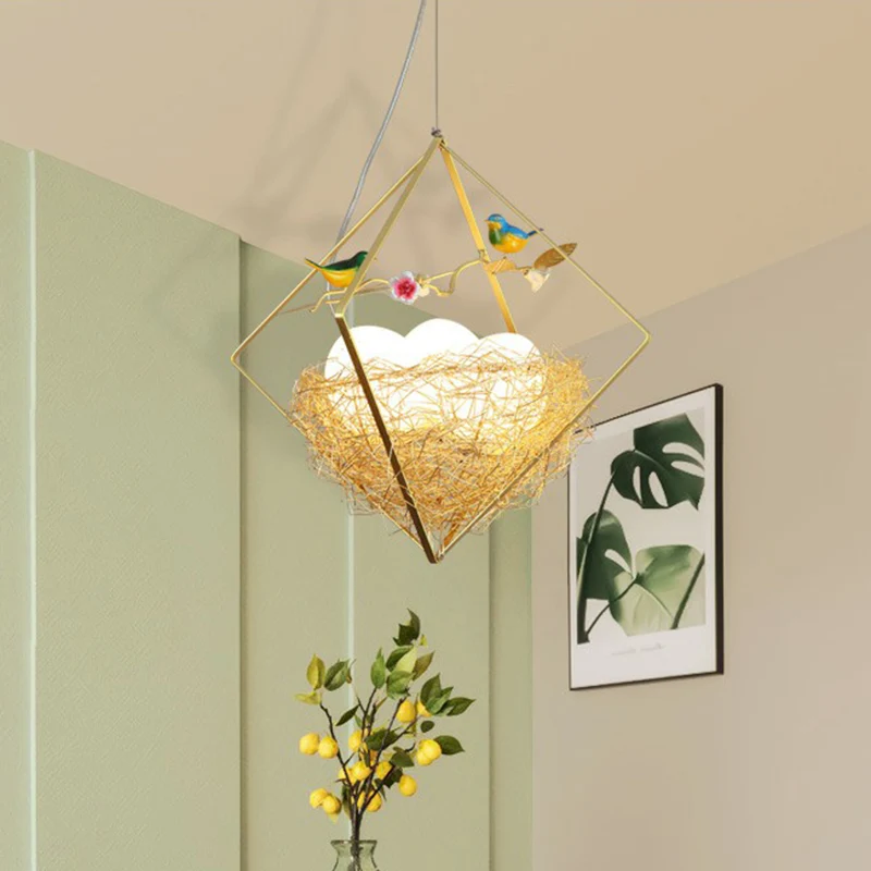 Birds Nest kroonluchter Scandinavische metalen 3-lichts beige hanglamp met ruitframe en eierkap Clearhalo