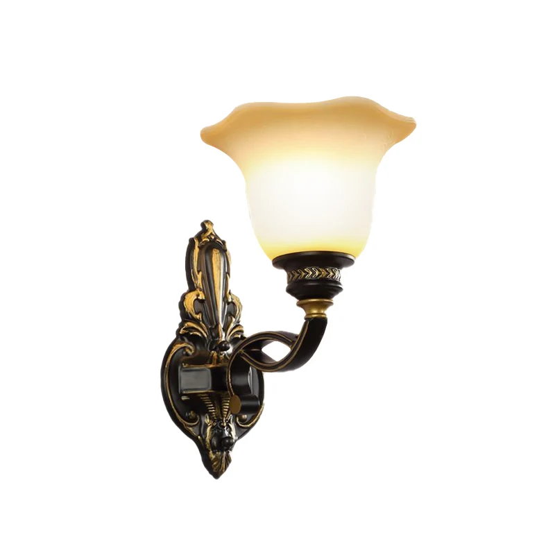 Black Blossom wandgemonteerd licht Traditioneel wit glazen kap 1/2-licht slaapkamer wandkandelaar met metalen ronde arm Cl...