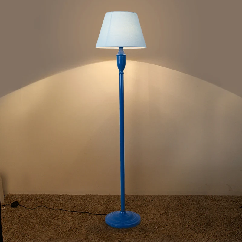 Blauwe staande lamp met 1 lamp, vintage stijl stoffen tonvormige vloerlamp voor slaapkamer Clearhalo