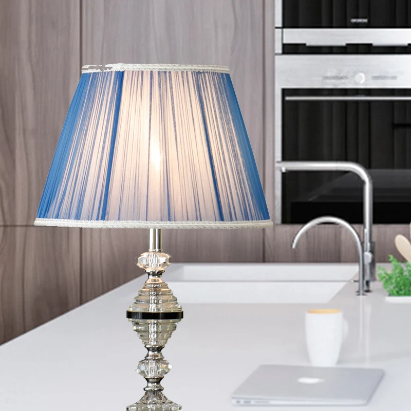 Blauwe taps toelopende nachttafellamp eigentijds 1 lamp helder K9 kristal nachtkastje licht voor woonkamer Clearhalo