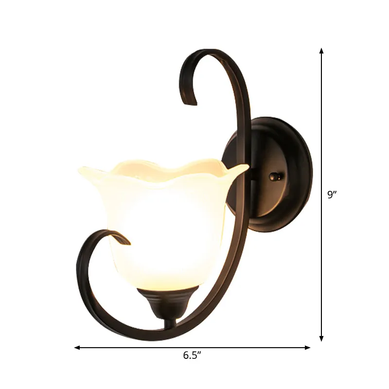 Bloemensalon Wandkandelaar Landelijk Melkachtig Glas Enkel Licht Zwart Wandverlichting Idee met Scrollarm Clearhalo