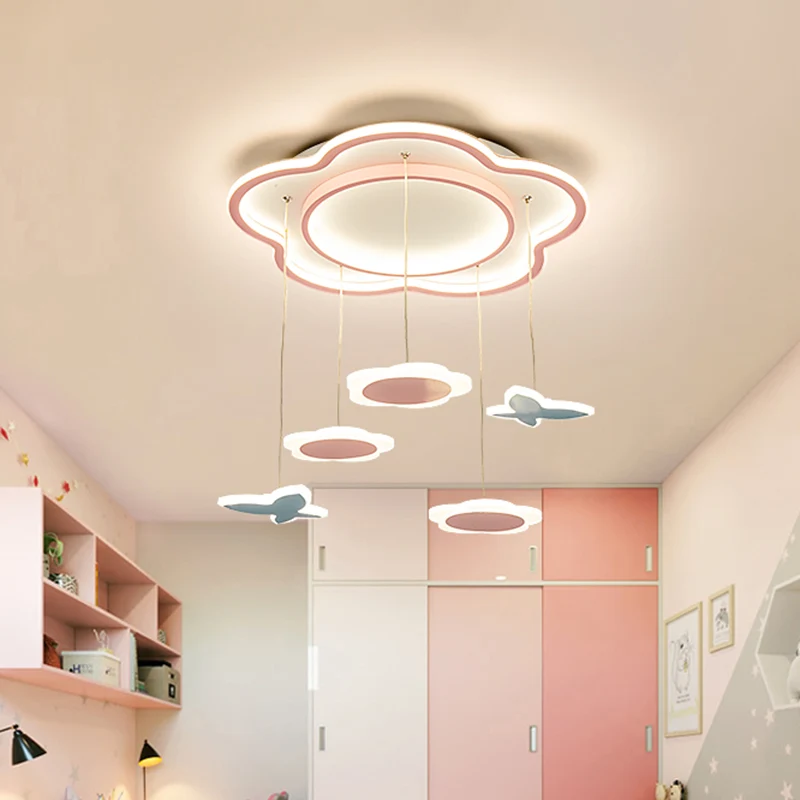 Bloemvorm metallic multi-plafondlamp eigentijds 5-lichts roze LED-slingerlamp voor meisjeskamer Clearhalo