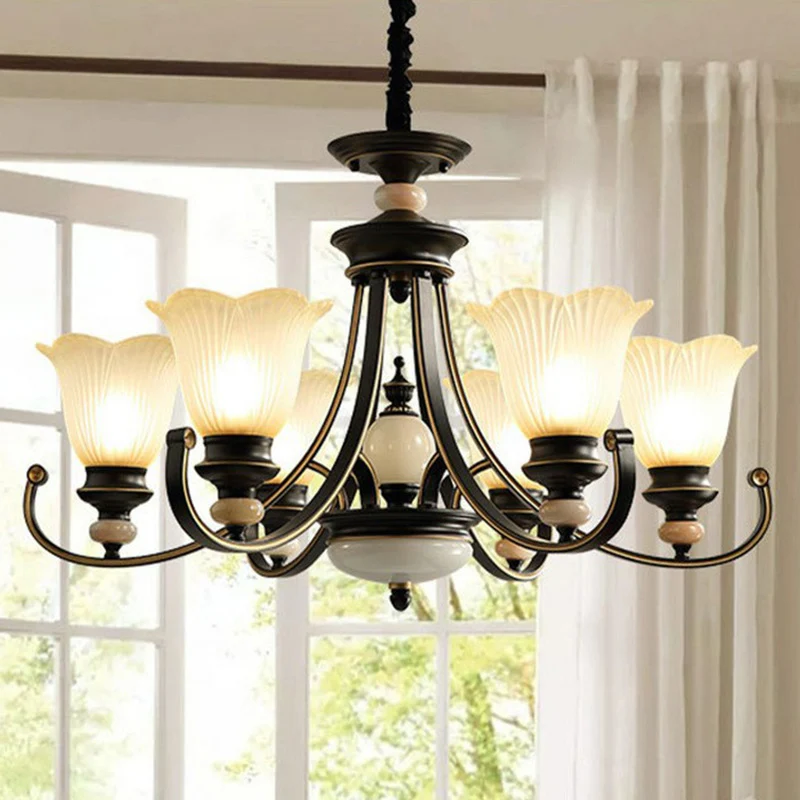 Bloemvormige matglazen kroonluchter Verlichting Klassieke eetkamer hanglamp zwart Clearhalo