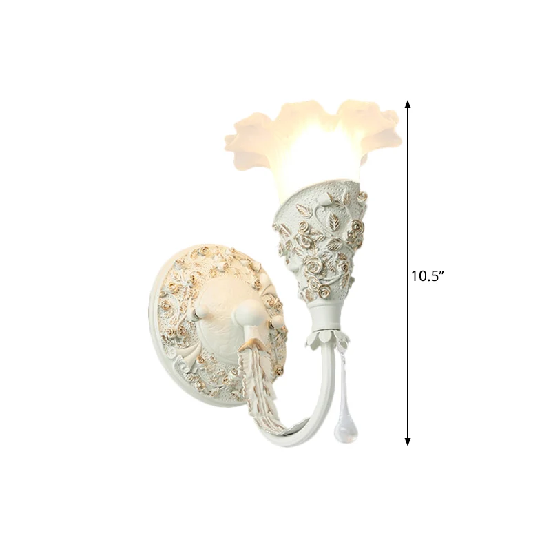 Bloesem Slaapkamer Blaker Licht Boerderij Matglas 1 Lamp Zilver/Ivoor Gebogen Arm Wandmontage Lamp met Kristal Drop Decor...