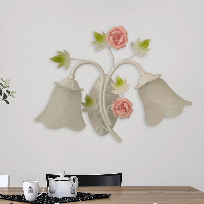 Bloesem Slaapkamer Schans Licht Traditionalisme Wit Glas 2 Hoofden Wandverlichtingsarmatuur Clearhalo