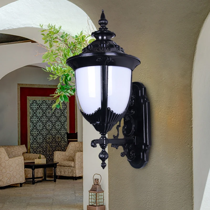 Boerderij Urn Wandmontage Verlichting 1 Lamp Melkachtige Plastic Wandlamp Schans Zwart voor Binnenplaats Clearhalo