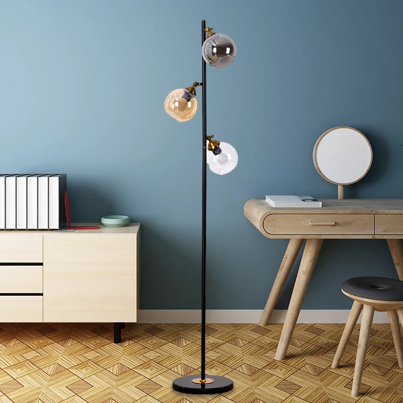 Bol meerkleurige glazen staande verlichting Eenvoudige 3-kops woonkamer vloerleeslamp met metalen voet Clearhalo