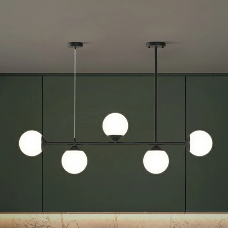 Bolvormige eetkamer eilandhanger opaline glas minimalistische hanglampset Clearhalo
