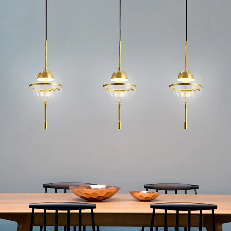 Bolvormige geribbelde glazen hanglampset Postmoderne gouden LED-plafondhanglamp Clearhalo