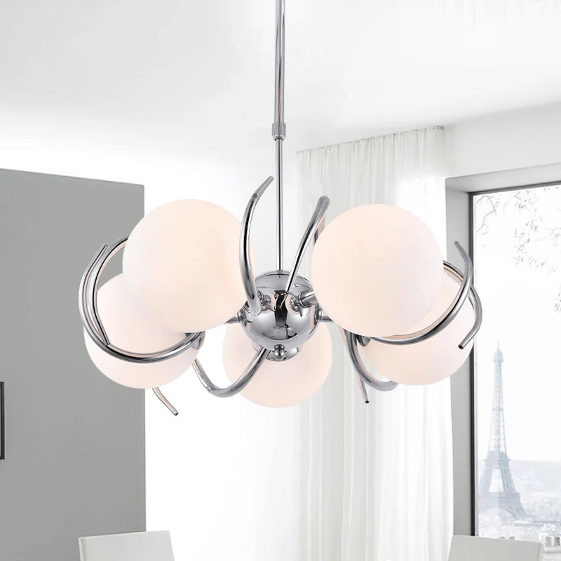 Bolvormige hangende kroonluchter modernisme crèmekleurig glas 5-koppige chroom gedraaide hanglampset Clearhalo