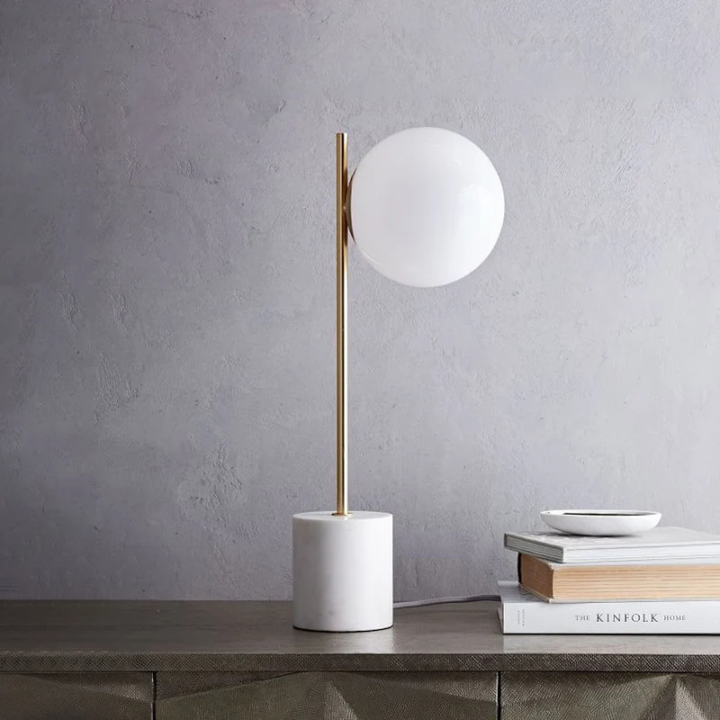Bolvormige tafellamp van wit glas, moderne leeslamp met 1 kop en marmeren voet Clearhalo