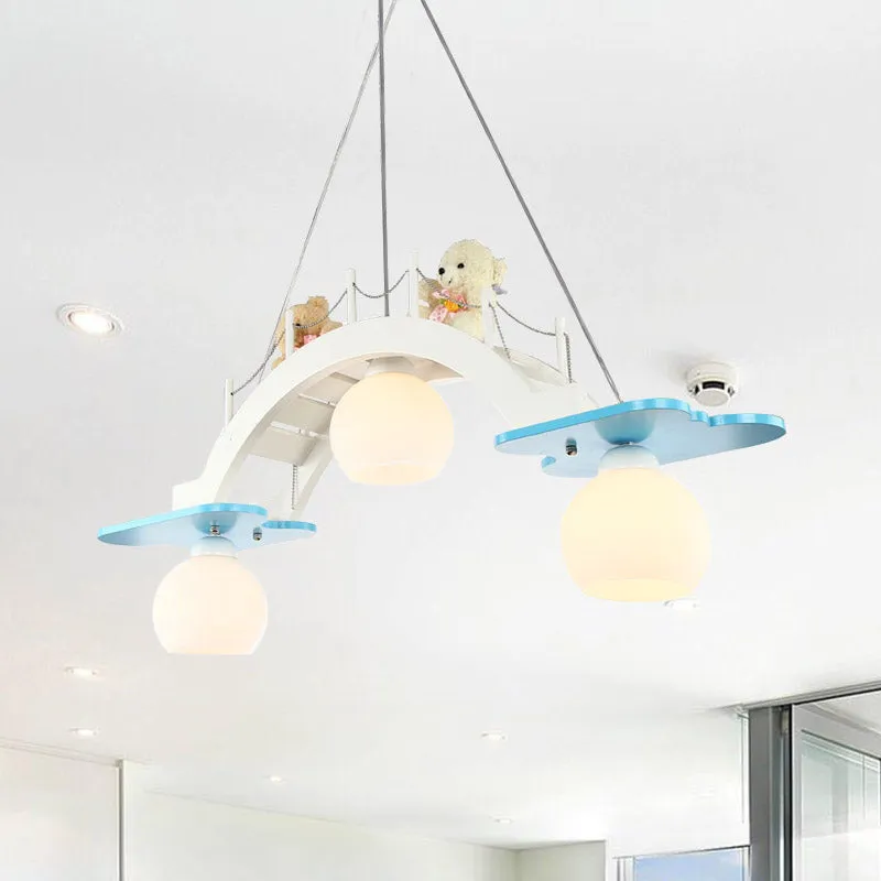 Bridge Kinderkamer hanglamp houten 3-kops hanglamp voor kinderen blauw/roze met crèmekleurige glazen kap Clearhalo