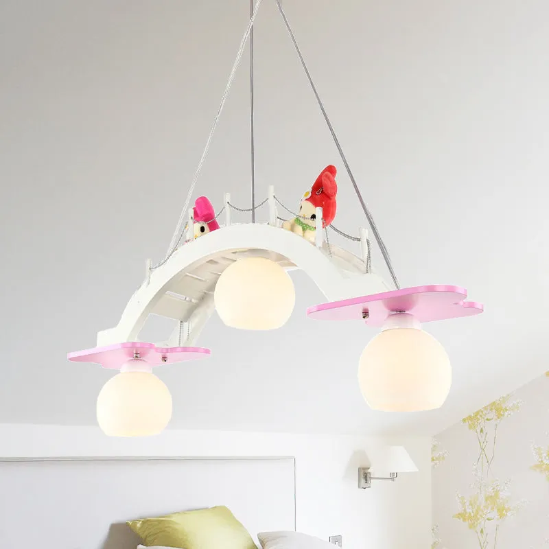 Bridge Kinderkamer hanglamp houten 3-kops hanglamp voor kinderen blauw/roze met crèmekleurige glazen kap Clearhalo