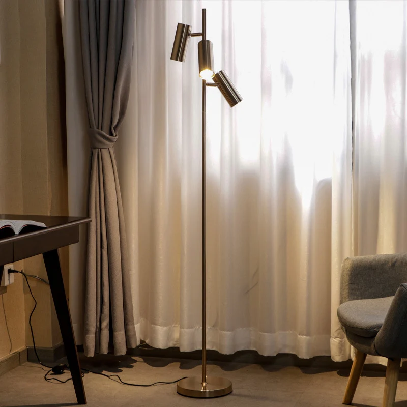 Buisvormige slaapkamerboomvloerlamp Metallic 3-koppige moderne leeslamp goud Clearhalo