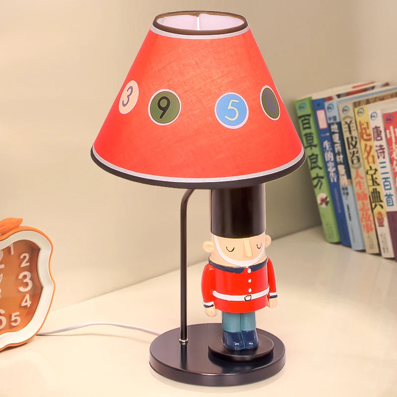 Bureaulamp met taps toelopende schaduw en Solider Deco 1-lamps cartoon studielamp rood voor slaapkamer Clearhalo