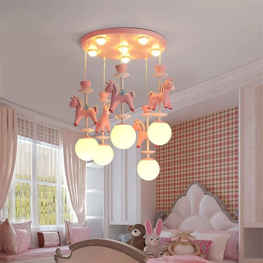 Cartoon LED-plafondhanger Wit Paard Meerdere hanglampen met metalen kap voor slaapkamer Clearhalo