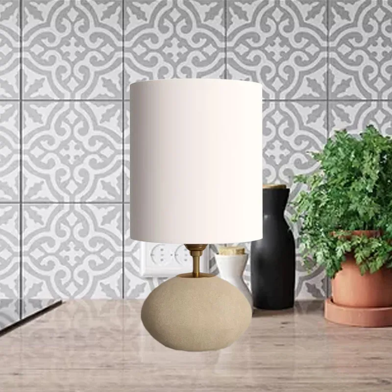 Cilindrische stoffen tafellamp platteland 1 lamp woonkamer nachtkastje lamp met ovale stenen voet licht kaki Clearhalo