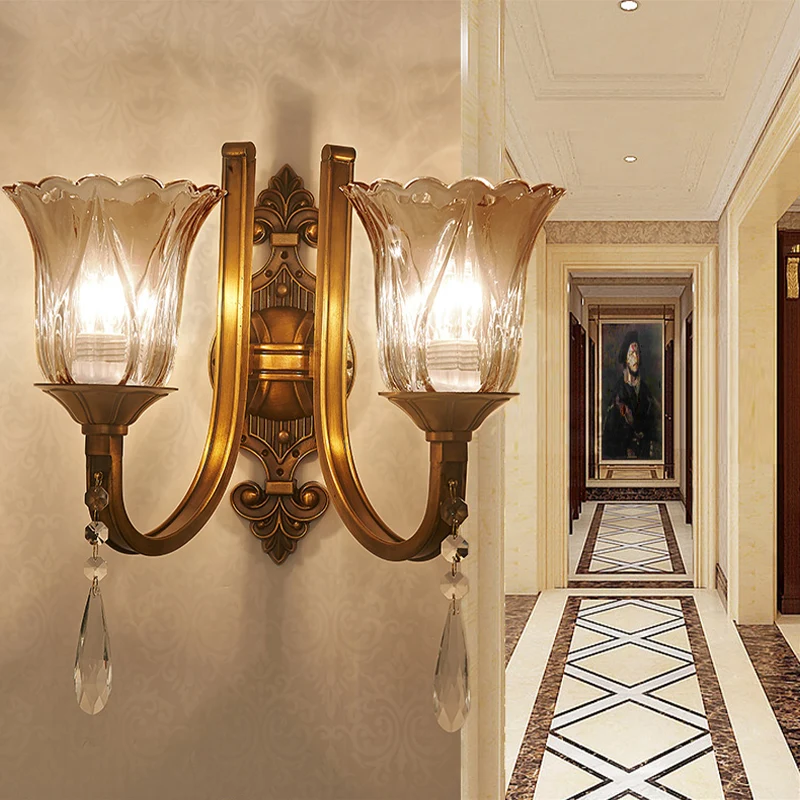 Cognac glazen bloem wandgemonteerd licht Vintage 1/2 kop messing blaker lichtarmatuur met kristallen druppel Clearhalo