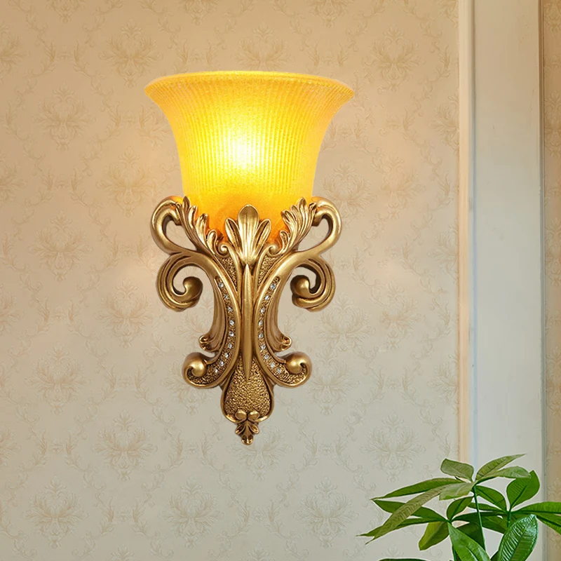 Colonial Bell Inbouw 1 Kop Prismatische Glazen Wandkandelaar Verlichting Goud voor Woonkamer Clearhalo