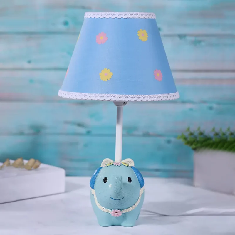 Cone Bureaulamp Kinderstof 1 Kops Blauwe Tafellamp met Bloemenpatroon en Olifantvoet Clearhalo