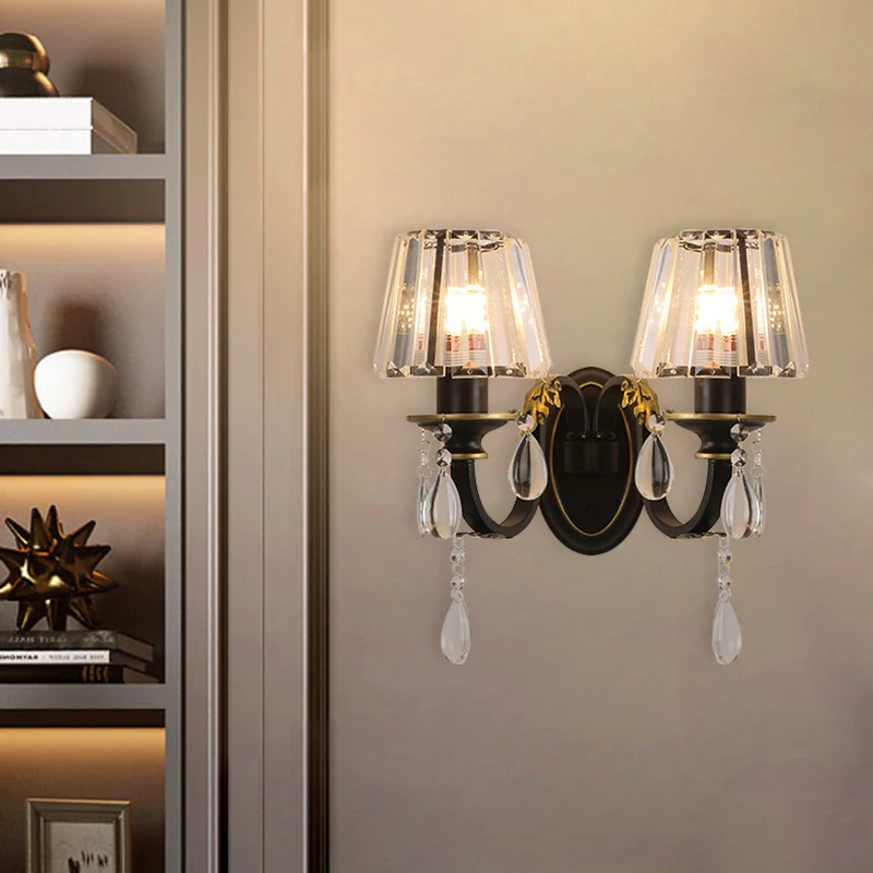 Conische kristallen wandlamp Sconce moderne 2-lichts woonkamer wandlamp zwart en goud Clearhalo