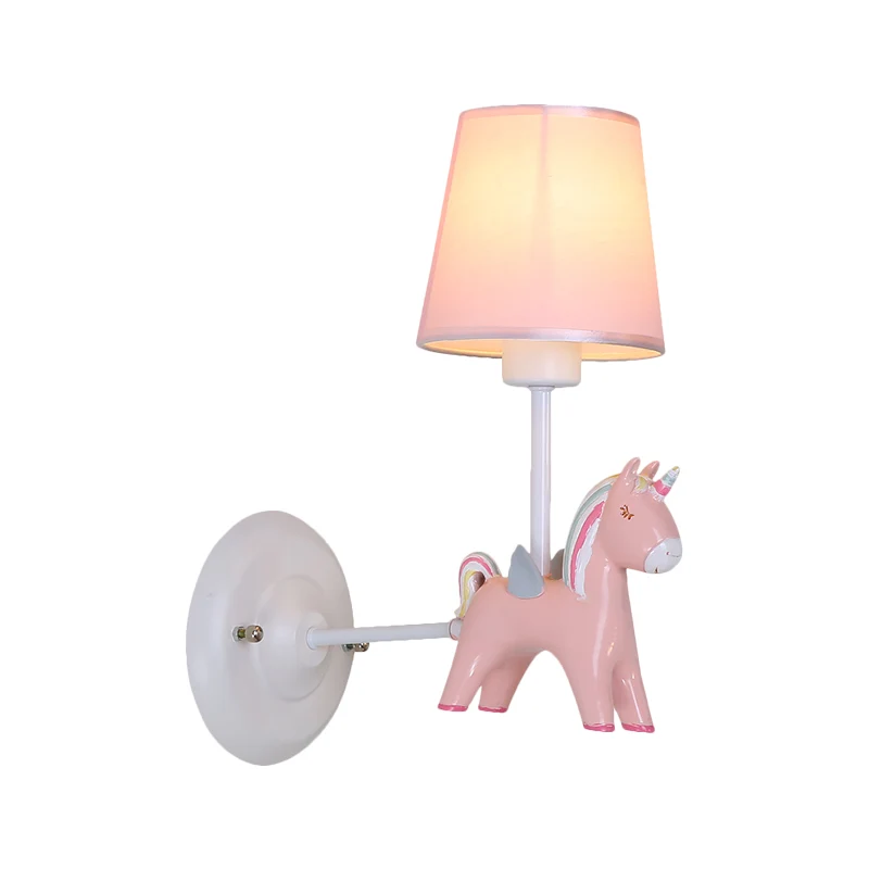 Conische wandlamp Macaron van stof, 1 lamp, wandverlichtingsideeën met eenhoorndeco roze/blauw Clearhalo