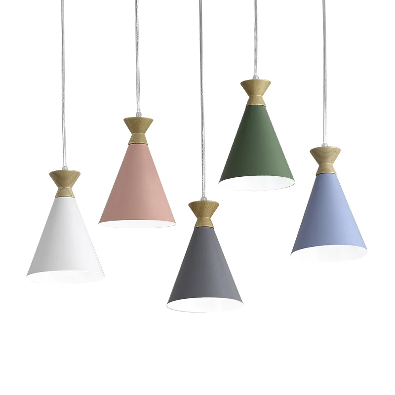 Conische woonkamer hangende hanglamp van metaal, 1 lamp, Macaron-stijl, hangend plafondlicht Clearhalo