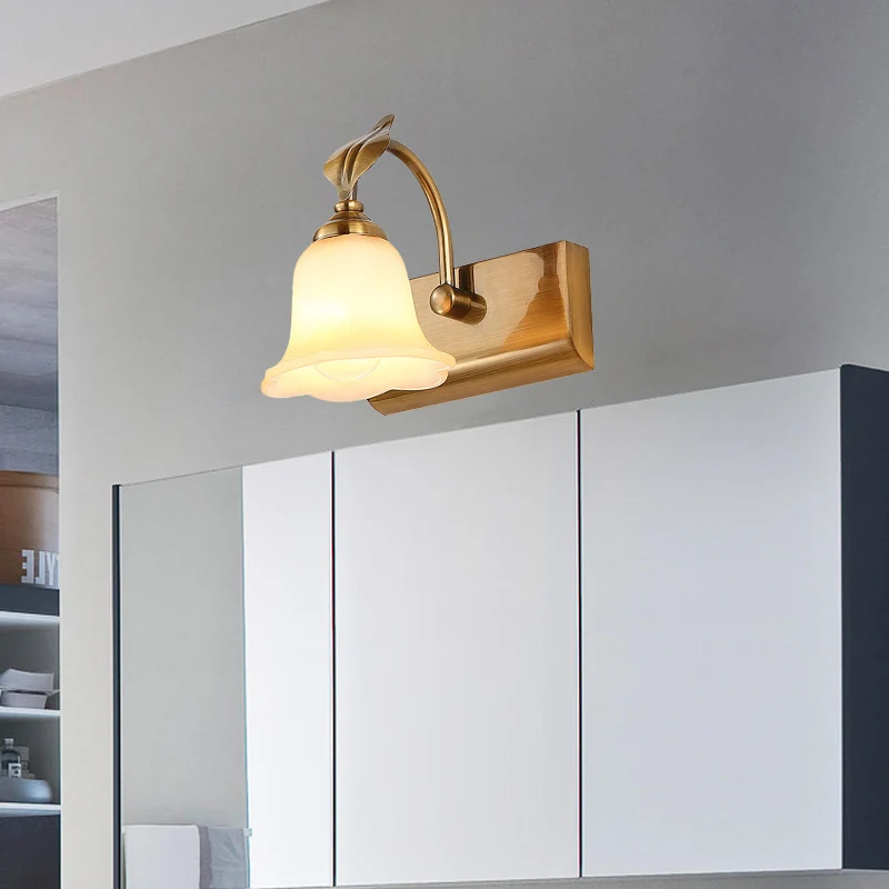 Crèmekleurige glazen Bloom Bar Light Koloniaal 1/2/3-kops badkamerijdelheid verlichtingsarmatuur goud met bladdecor Clearhalo