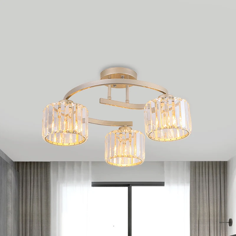 Crystal Prism Cup Semi Flush Kroonluchter Hedendaagse 3-hoofds slaapkamer plafondmontagelamp met gouden gebogen arm Clearhalo