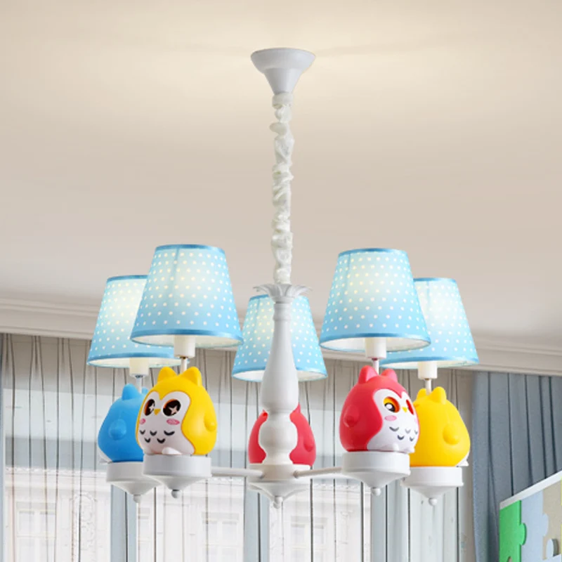 Dierlijke taps toelopende schaduw hangende plafondlamp hars uil hangende kroonluchter voor de kleuterschool Clearhalo