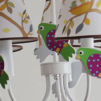Dierlijke taps toelopende schaduw hanglamp met vogel 5 lichts stoffen hangende kroonluchter wit voor woonkamer Clearhalo