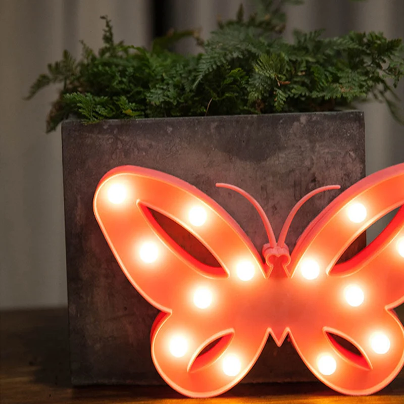 Diervormige plastic batterij-nachtkastjelamp Decoratieve roze LED-tafellampideeën voor kinderslaapkamer Clearhalo