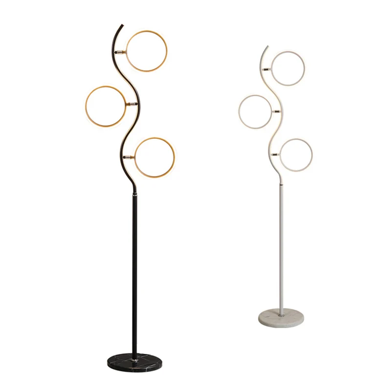 Draaibare ringvormige vloerlamp Artistieke metalen 3-koppige slaapkamer LED-staande lamp Clearhalo