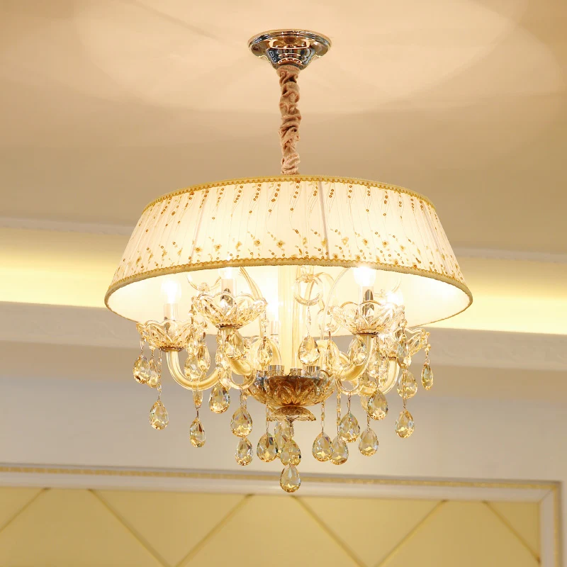 Drum Woonkamer Kroonluchter Lichte Eigentijdse Stof 4 Hoofden Beige Hanglamp met Kristallen Druppel Clearhalo